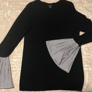 Halogen bell sleeve black sweater-size 1X